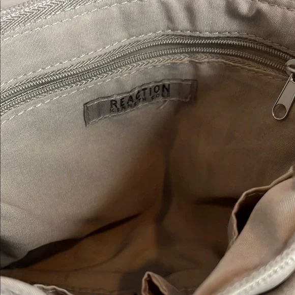Reaction Kenneth Cole  Crossbody Bag - Picture 9 of 13